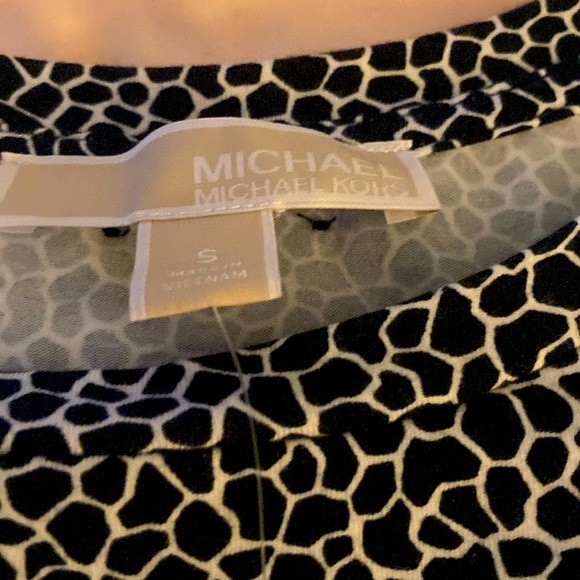 MICHAEL Michael Kors Dresses & Skirts - love this dress original $88 Michael korrs